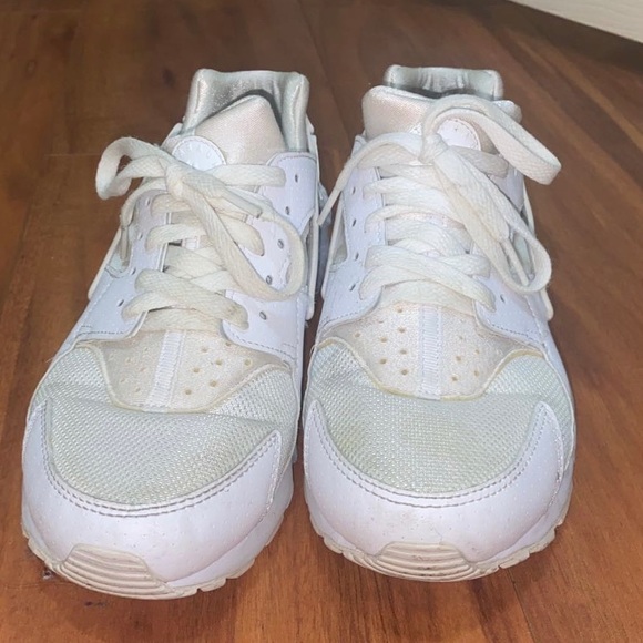 white huaraches womens size 8